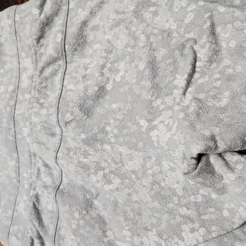 Lululemon Athletica Light Gray Joggers - Picture 7 of 11